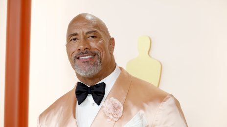 Мъж с множество таланти – Дуейн Джонсън – Скалата пише книга