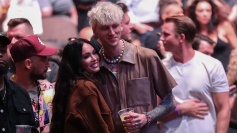 Machine Gun Kelly и Меган Фокс – стил и сексапил на червения килим