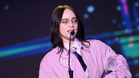 Били Айлиш получи специална награда, посветена на екологията и справедливостта