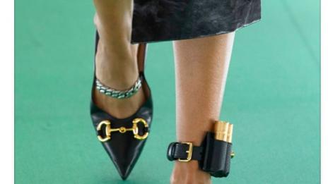 Gucci отново под удара на критиците