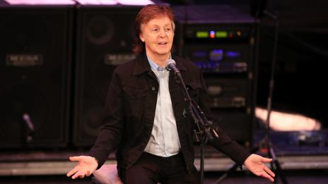 Пол Маккартни готов с биографичната си книга