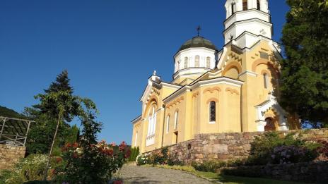 Разходка до Кремиковски манастир – спокойствие, от което се нуждаете
