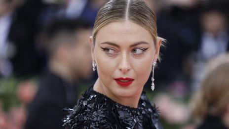 Лято посред зима – новата фотосесия на Мария Шарапова