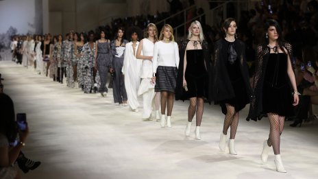 Цветелина Янева на ревю на Chanel в Дубай