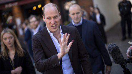 Принц Уилям пренебрегна журналистически въпрос за принц Хари