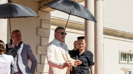 Първи кадри от снимачната площадка на новия сезон на „Под прикритие“