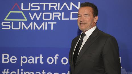 Арнолд Шварценегер подпомага фондация заради COVID-19