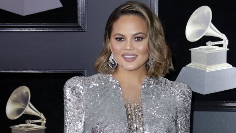 Криси Тейгън призна, че не може да си върне формата след третата бременност