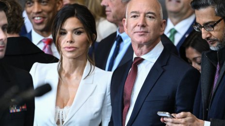 Лорън Санчес защити противоречивия си тоалет за встъпването в длъжност на Тръмп