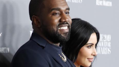 Ким Кардашян и Кание Уест се завърнаха от почивката, а разбраха ли се?