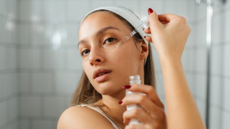 11 прехвалени съставки в козметиката, които може би изобщо не работят