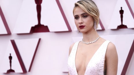 Отново у дома – Мария Бакалова на разходка в Созопол