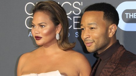 Джон Леджънд изненада улична музикантка