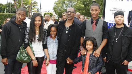 Еди Мърфи за отглеждането на 10 деца: Обожавам бащинството