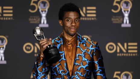 „Отмъстителите“ със специално видео за Чадуик Боузман