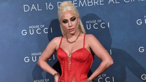 Лейди Гага превзе червения килим и в Милано