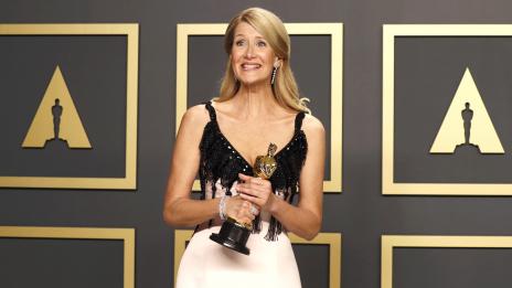 Лора Дърн – бижуто в новата звездна кампания на Valentino