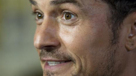 Наложи се Орландо Блум спешно да напусне Европа заради коронавируса