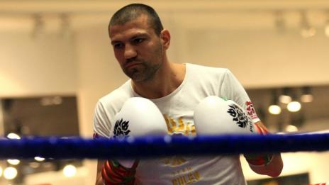 Тервел Пулев бори стреса с езда