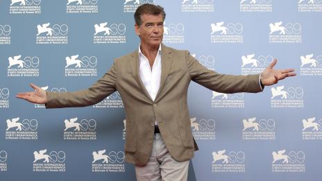 Пиърс Броснан иска жена да играе Джеймс Бонд