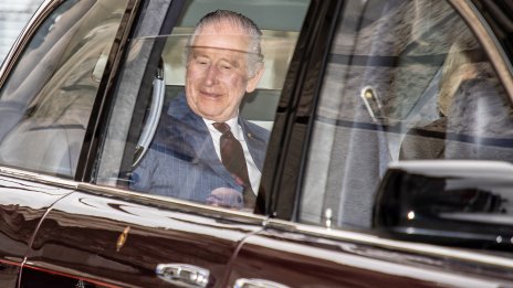 Чарлз работи съвместно с модна екомарка