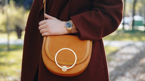 Дамски чанти – кои са по-нестандартните цветове?