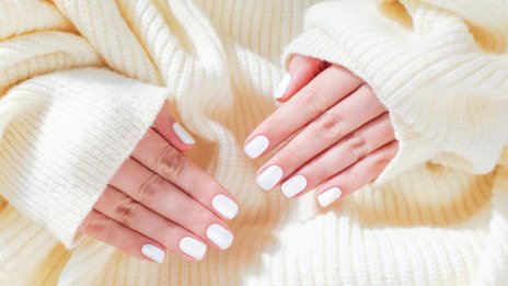 Ноктите на 2023 – 6 маникюра в стил ванилено момиче