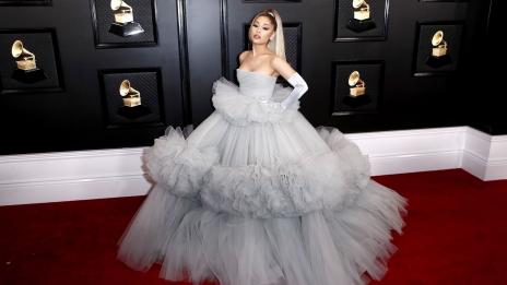 Фитнес извън залата: Треньорът на Ариана Гранде с диетичен и тренировъчен план