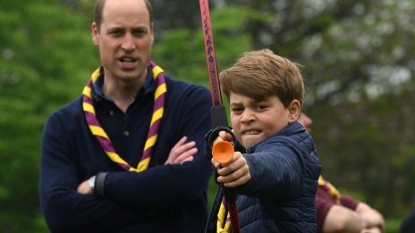 Принц Уилям е по-добър и грижовен татко от баща си Чарлз