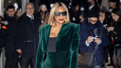 Пролетна мода – Серина Уилямс с велурена рокля