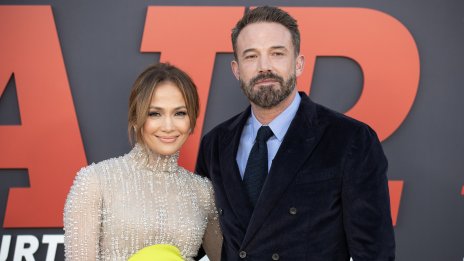 Проблемите се задълбочават - Джей Ло сама в Италия, Бен Афлек вече не носи халката си