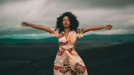 Помага ли оризовата вода за растежа на косата?