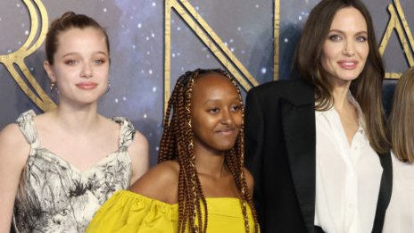 Дъщерята на Анджелина Джоли и Брад Пит дебютира нова бунтарска визия