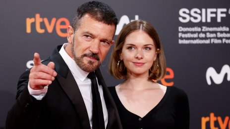 Дъщерята на Мелани Грифит и Антонио Бандерас иска да си сменя името