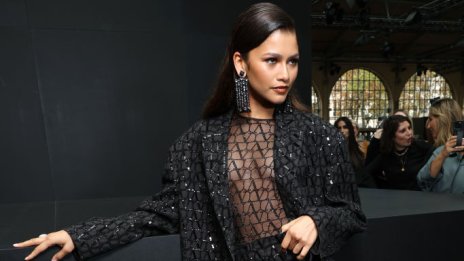 Зендая – единственият човек, който може да изглежда добре дори и в пустинята