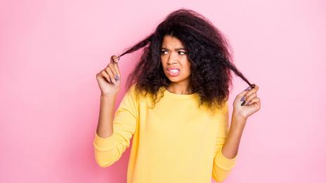 Как да използвате сух шампоан за по-добър резултат?