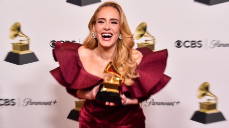 Адел призна, че е била алкохолик през голяма част от живота си