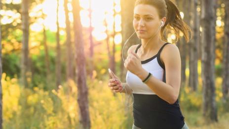 Тичане навън или на бягаща пътеката?