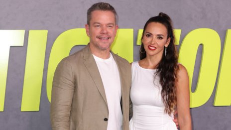 Мат Деймън и съпругата му Лусиана Барозу се появиха с всичките си 4 дъщери