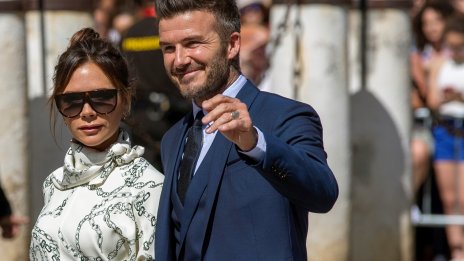 Виктория Бекъм губи фенове, не я искат за корица