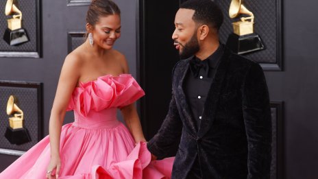 Криси Тейгън отново е бременна