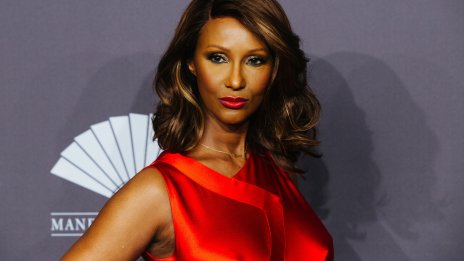 Иман празнува остаряването си – на корицата на Vogue