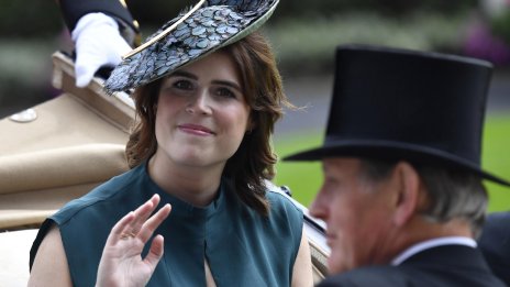 Принцеса Юджийн с непоказвана снимка от кръщенето на сина си 