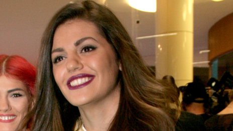 Чаровната Михаела Филева отпразнува рождения си ден в Боливия