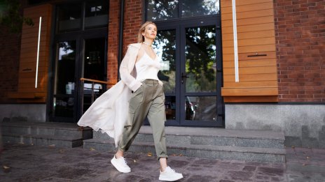 Есенна мода: Панталоните от 90-те, които се завръщат