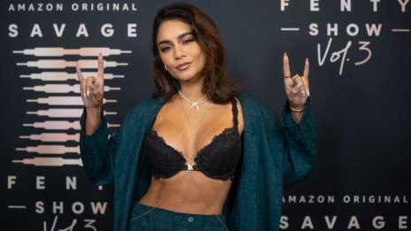 Shine Bright like a Diamond: Звездите на модното шоу на Риана