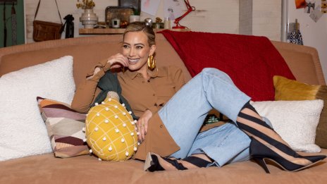 Хилари Дъф позира гола за корица на списание