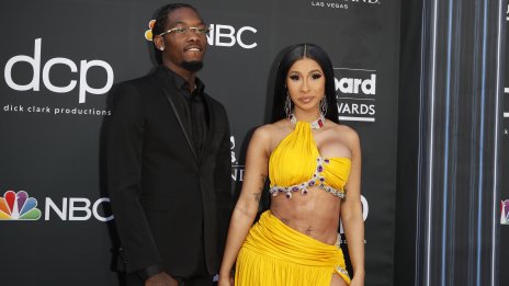 Предколедно – Карди Би се раздели с бащата на децата си