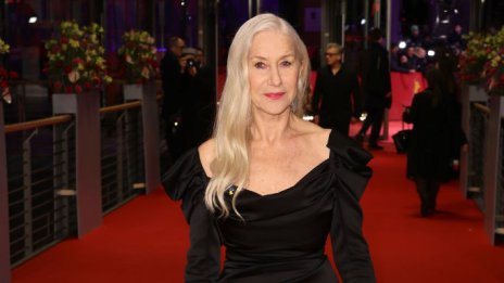 Никога не сте твърде възрастна за дълга коса