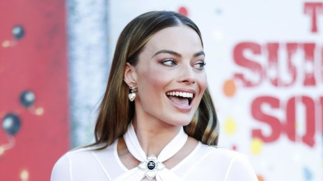 Страшно секси или страшно силно: Марго Роби нокаутира актьор